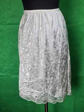 Christian Dior Vintage Lace Half Slip ILGWU USA Small